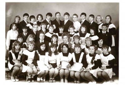 лебедева людмила федоровна 1954г. кармаскалы 10 в класс 1977 года. школа номер 1959. людмила васильева ,1959 рождения. р.